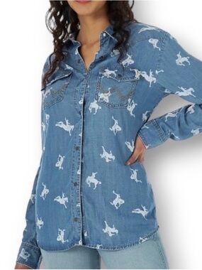 Wrangler Retro Bucking Bronco Shirt Women's Size XL Blue Horse Snap Western